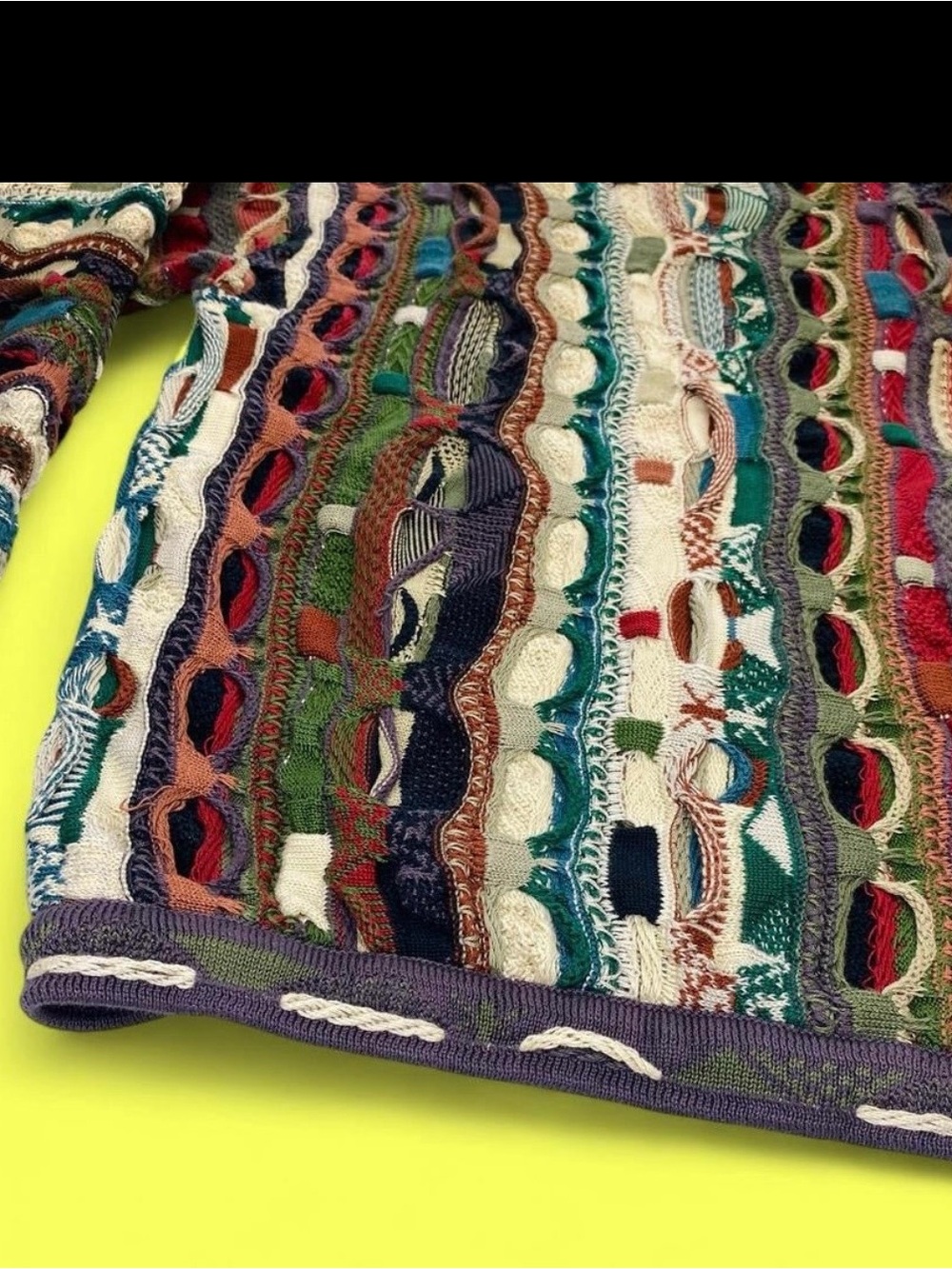 COOGI Men's Textured Cable Knit Sweater XL practically new - Picture 4 of 6
